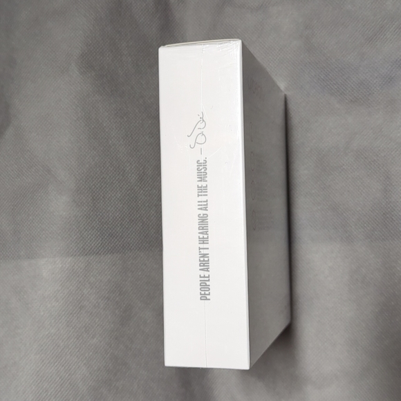 Urbeats 3, lightning, satin gold (iPhone, iPad, iPod) - Picture 2 of 6